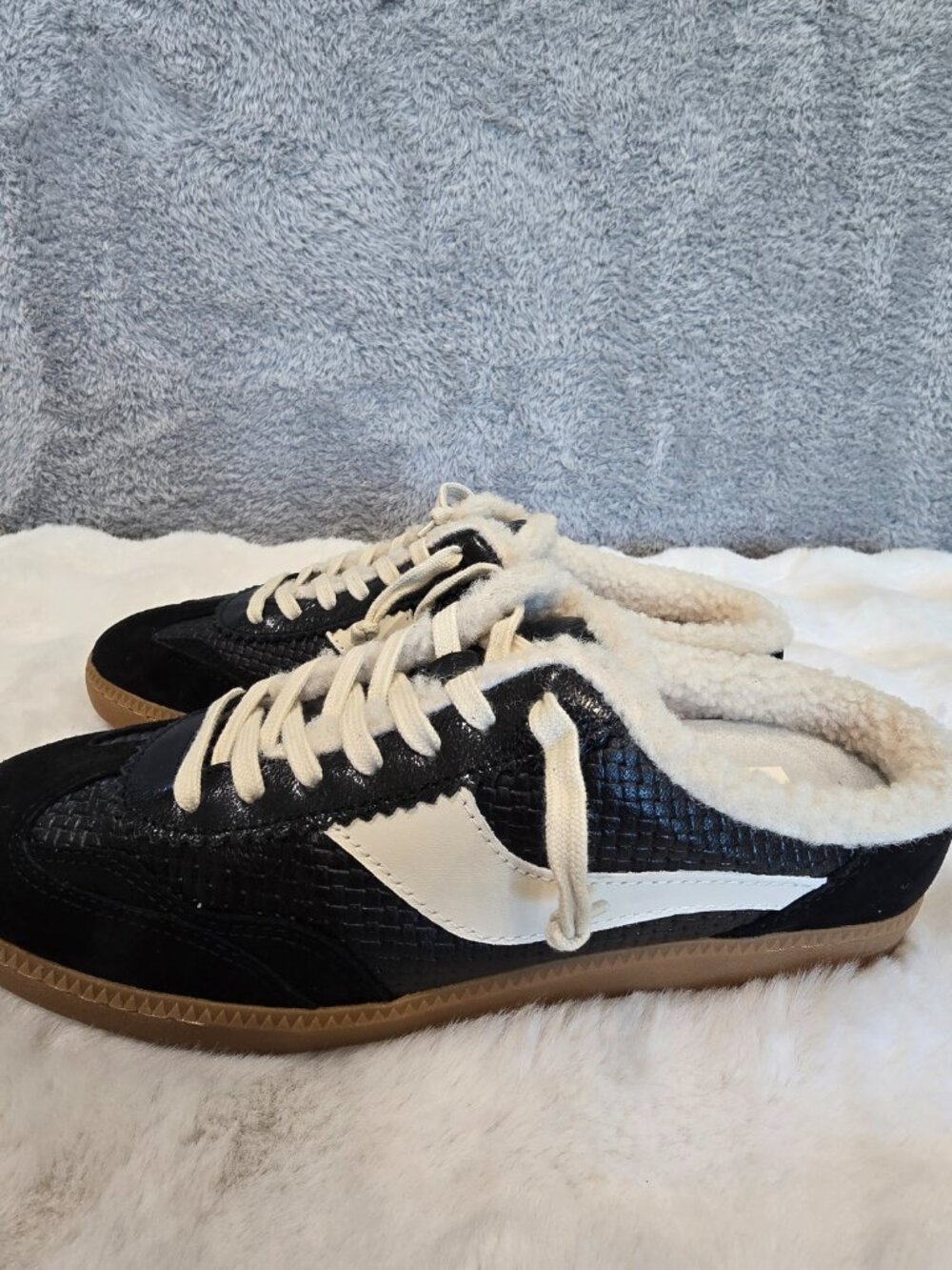 Dolce Vita Notice Slide Plush Sneakers Black Woven Leather Women's Size 10 NEW - Picture 3 of 11